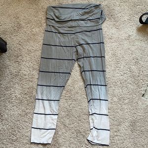 Ombré super soft and comfy leggings!!